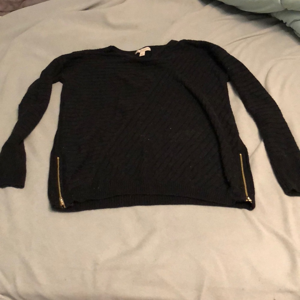 Long sleeve sweater